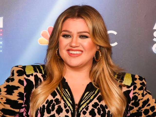 Kelly Clarkson